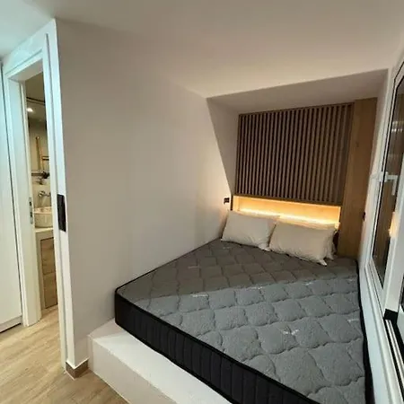Cozy Nest Apartment *